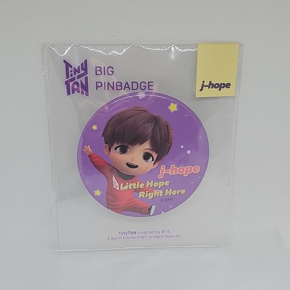 J-Hope Little Hope Right Here Big Pinbadge BHE  - NEW - Picture 1 of 2